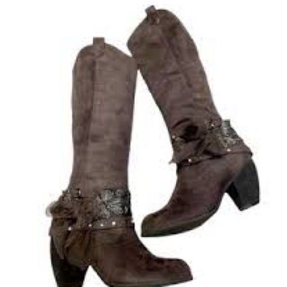 Not Rated Knee High Boots Grey Rhinestone Embellished Boots Size 6.5 - Picture 4 of 9